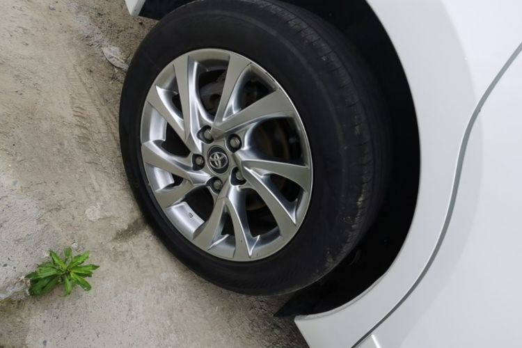Toyota Corolla 2017 car image #10