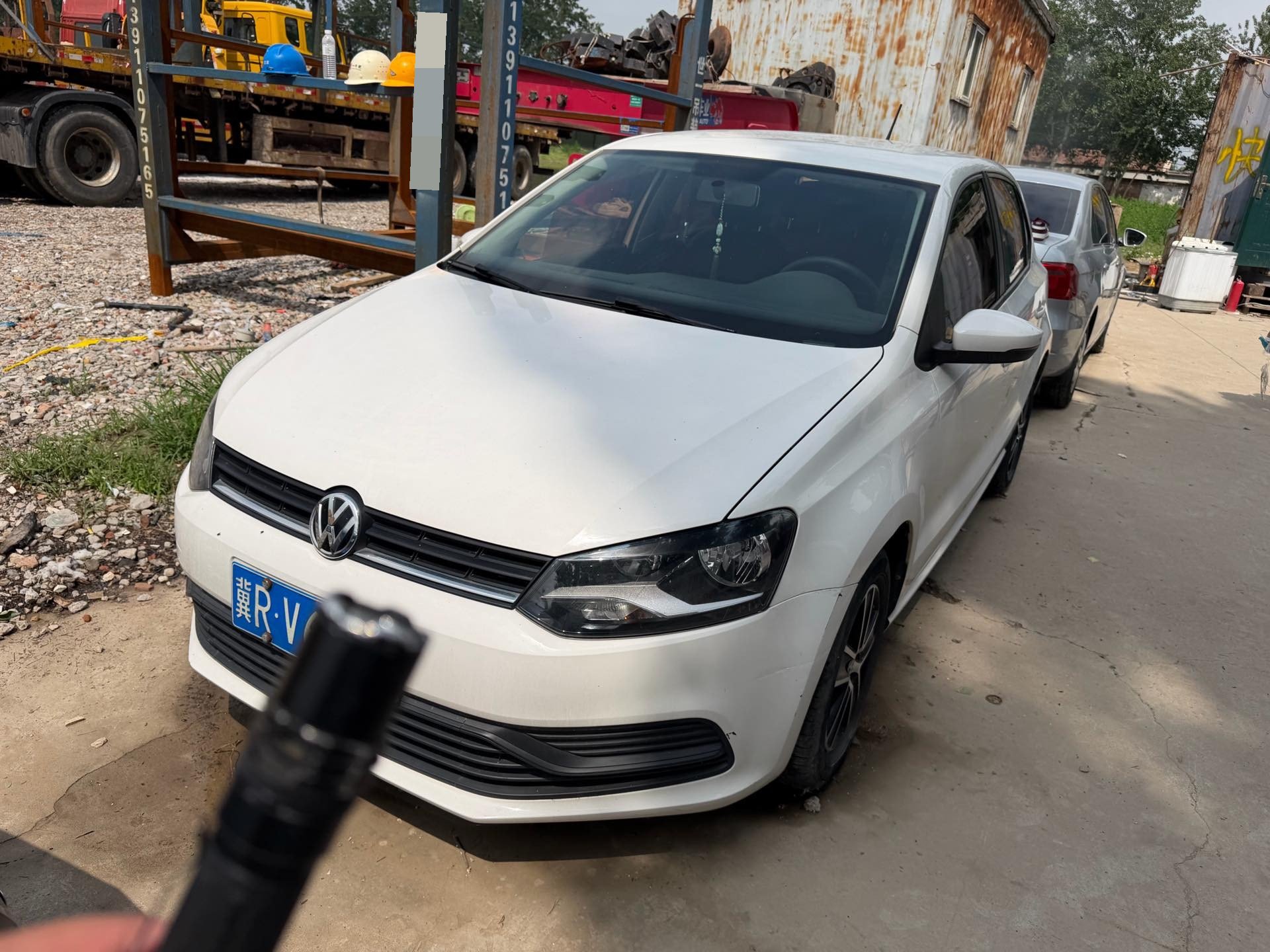 Volkswagen Polo 2016 Volkswagen Polo 2016 car image