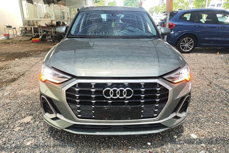 Audi Q3 2021 #3 Audi Q3 2021 صورة سيارة #3