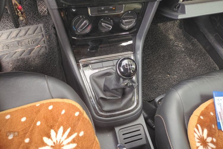 Volkswagen Bora 2016 imagem de carro #16