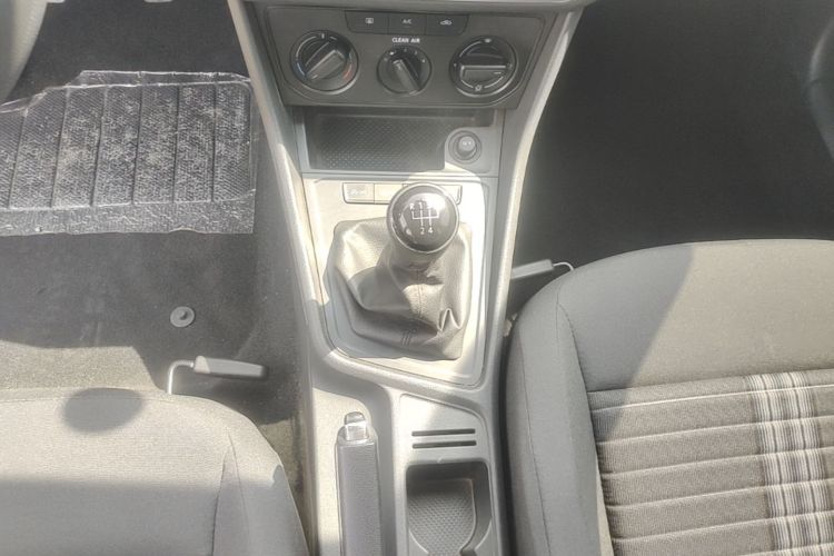 Volkswagen Lavida 2020 car image #14