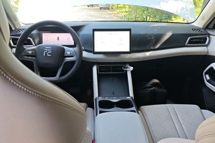 BYD YuanUP 2025 car image #10