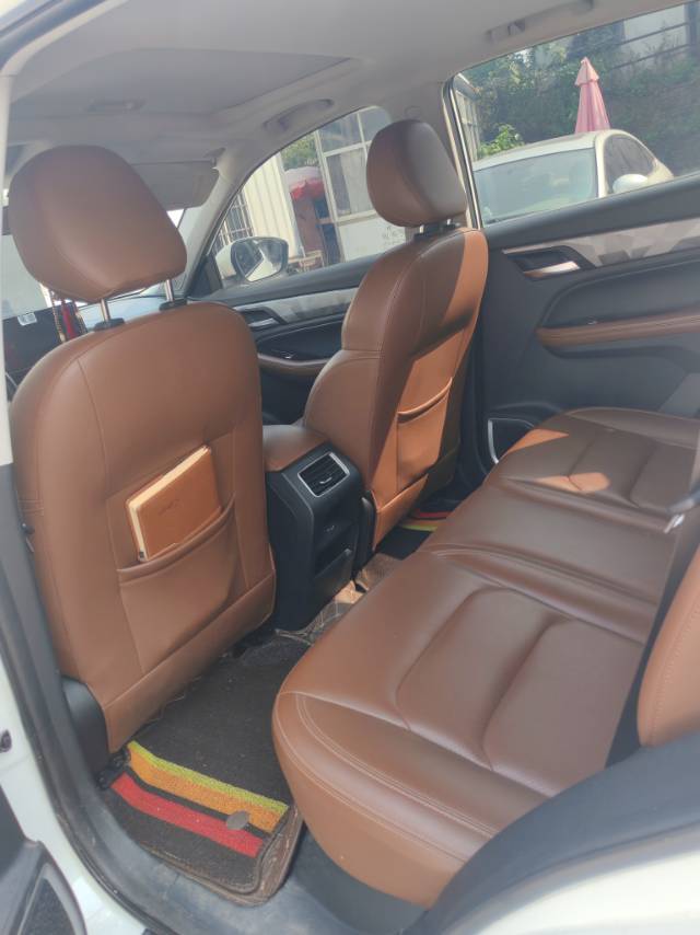 GEELY Vision X6 2021 изображение автомобиля #9