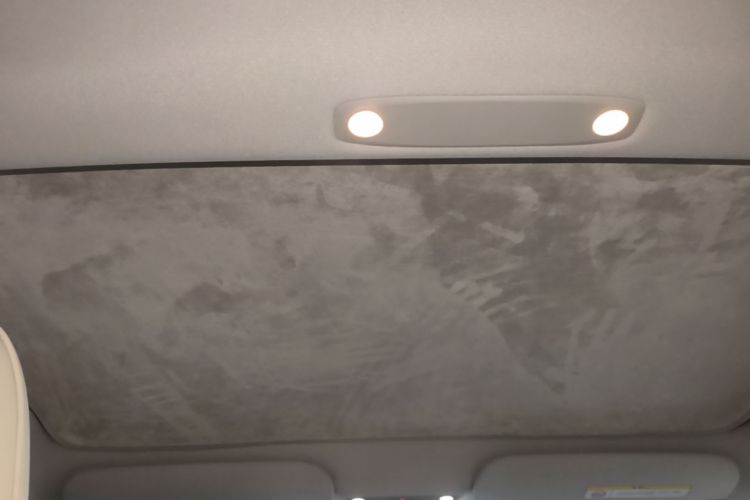 Tesla Model 3 2021 car image #20