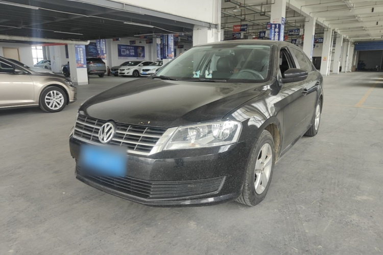 Volkswagen Lavida 2017 car image #2