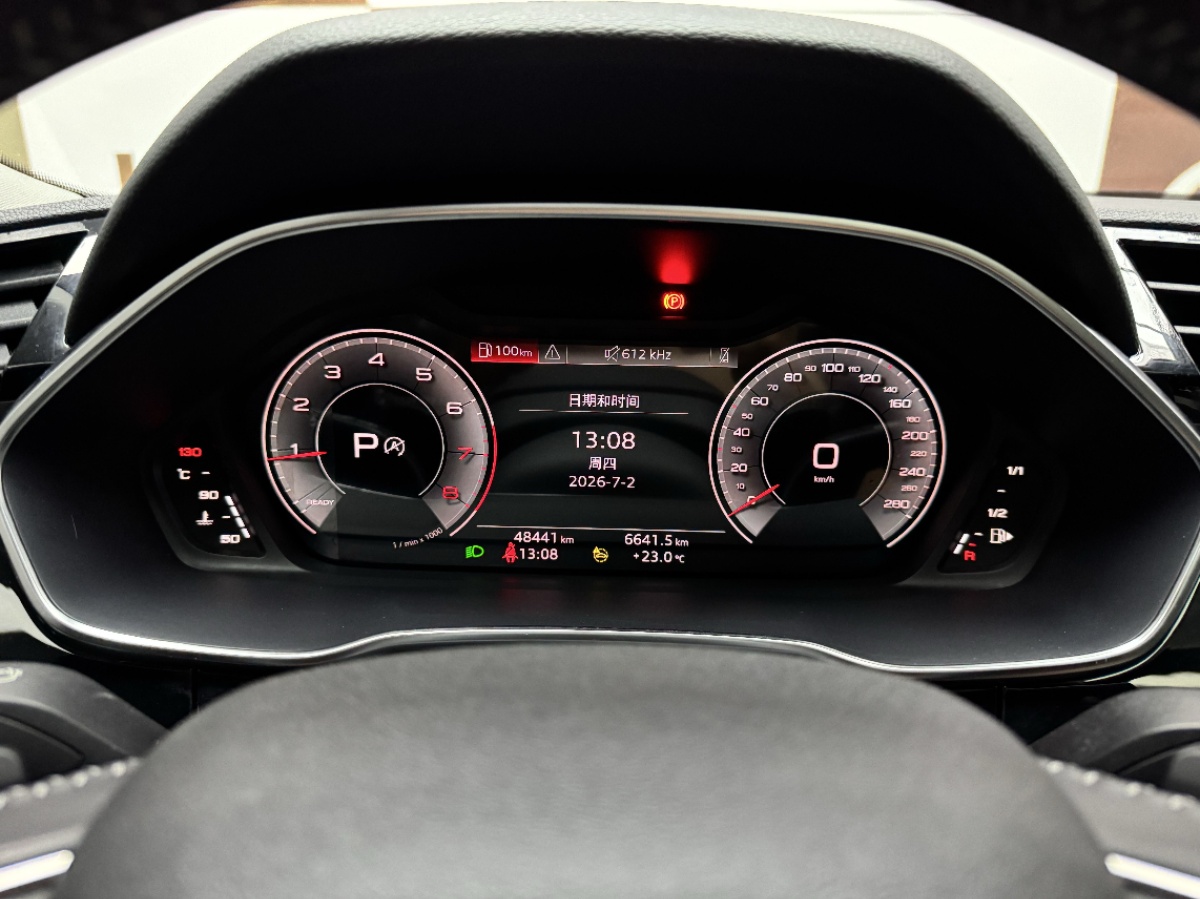 Audi Q3 2022 car image #21
