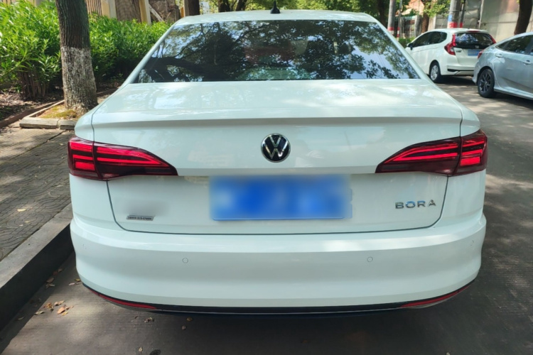 Volkswagen Bora 2022 car image #6