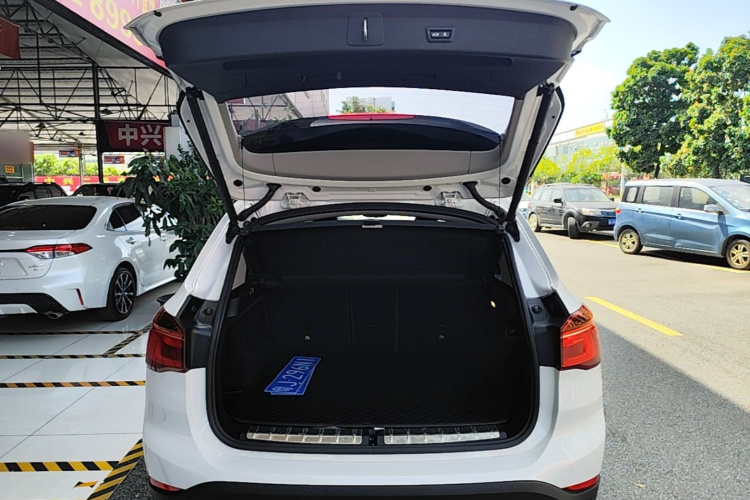 BMW X1 2018 #19 BMW X1 2018 car image #19