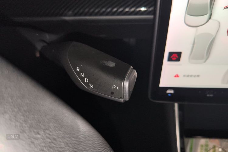 Tesla Model 3 2020 #16 Tesla Model 3 2020 car image #16