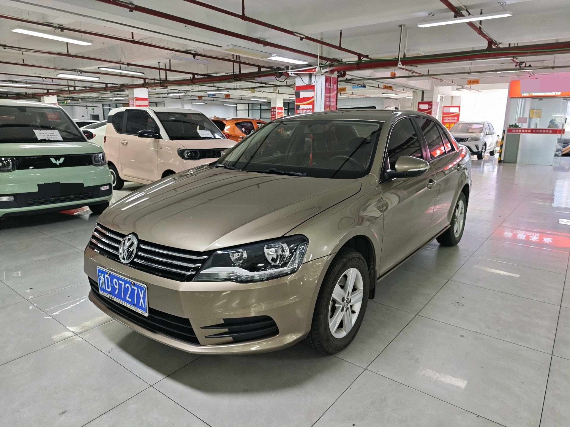 Volkswagen Bora 2014 car image 