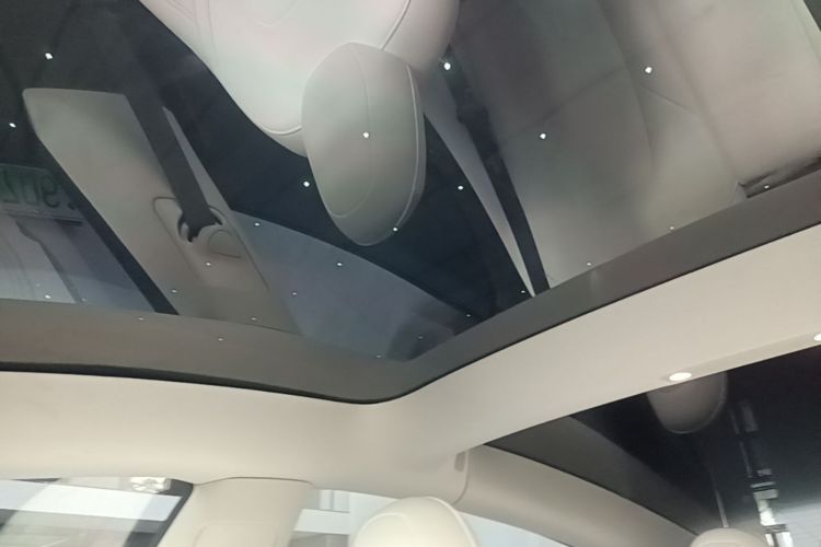 Tesla Model 3 2022 #18 Tesla Model 3 2022 car image #18