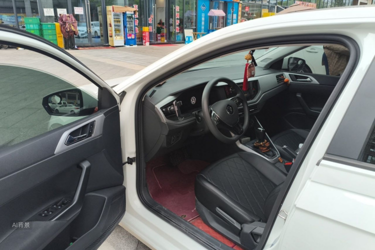 Volkswagen Polo 2023 car image #18