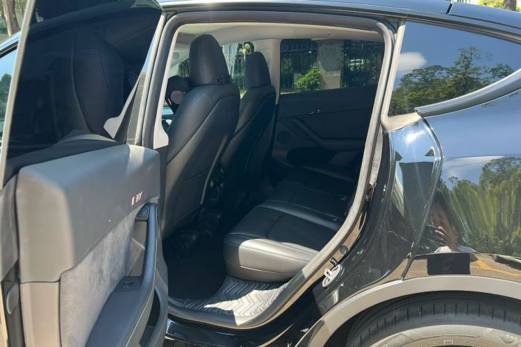 Tesla Model Y 2024 #14 Tesla Model Y 2024 immagine di auto #14