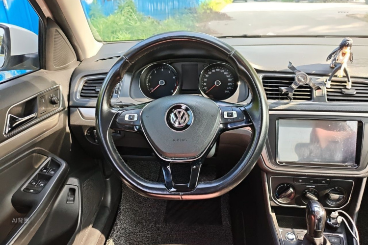Volkswagen Lavida 2018 car image #12