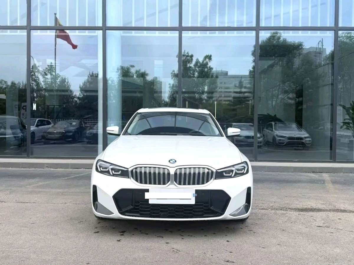BMW 3 Series 2023 #2 BMW 3 Series 2023 car image #2
