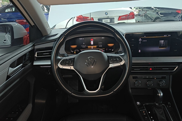 Volkswagen Lavida 2022 car image #15