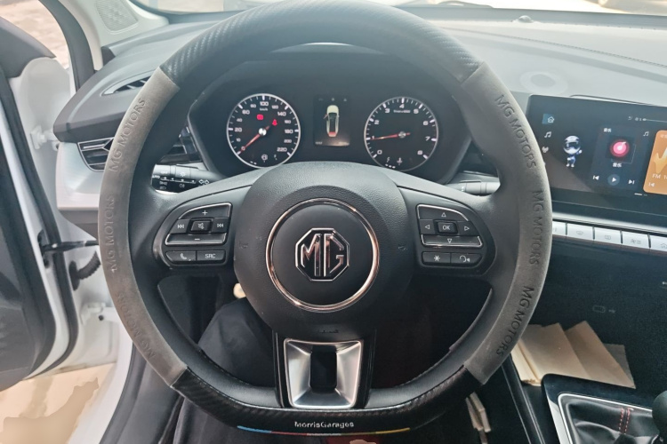 MG 5 2025 صورة سيارة #11