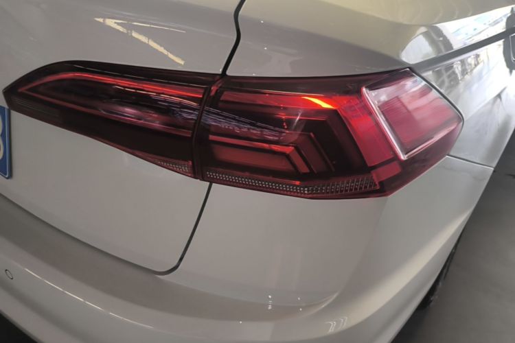 Volkswagen Bora 2023 car image #8