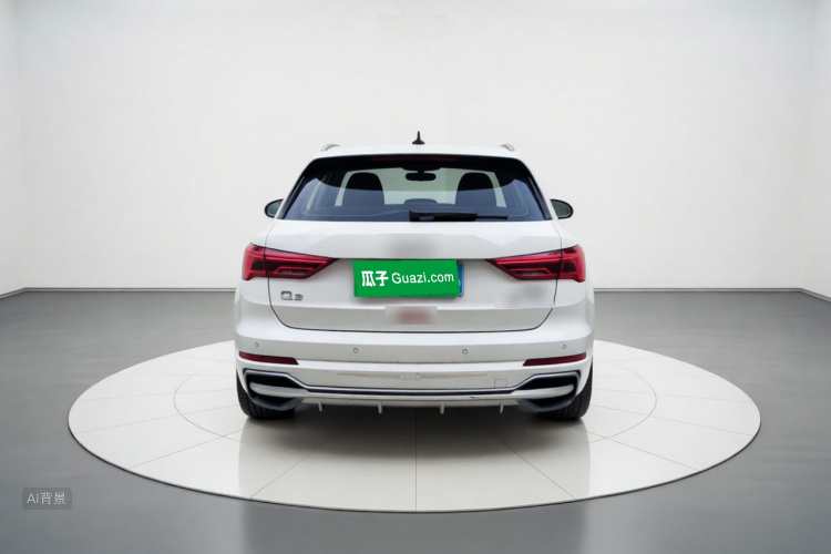 Audi Q3 2020 car image #6