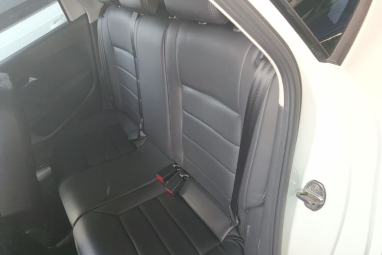 Volkswagen Polo 2019 car image #17