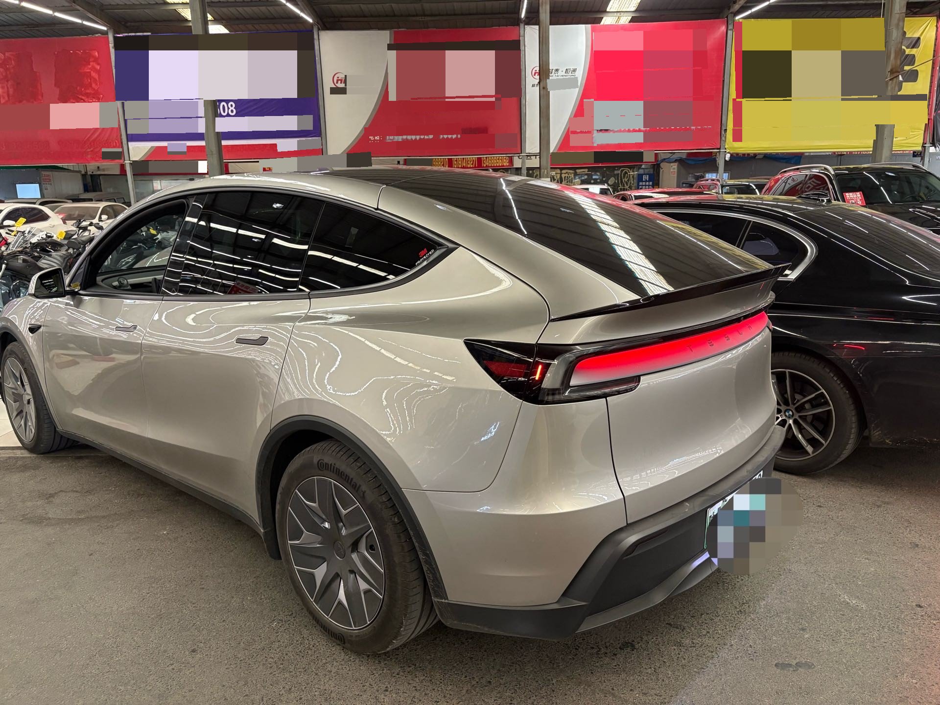 Tesla Model Y L 2026 #5 Tesla Model Y L 2026 immagine di auto #5