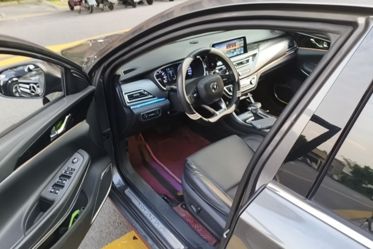 Changan Raeton CC 2021 #9 Changan Raeton CC 2021 car image #9