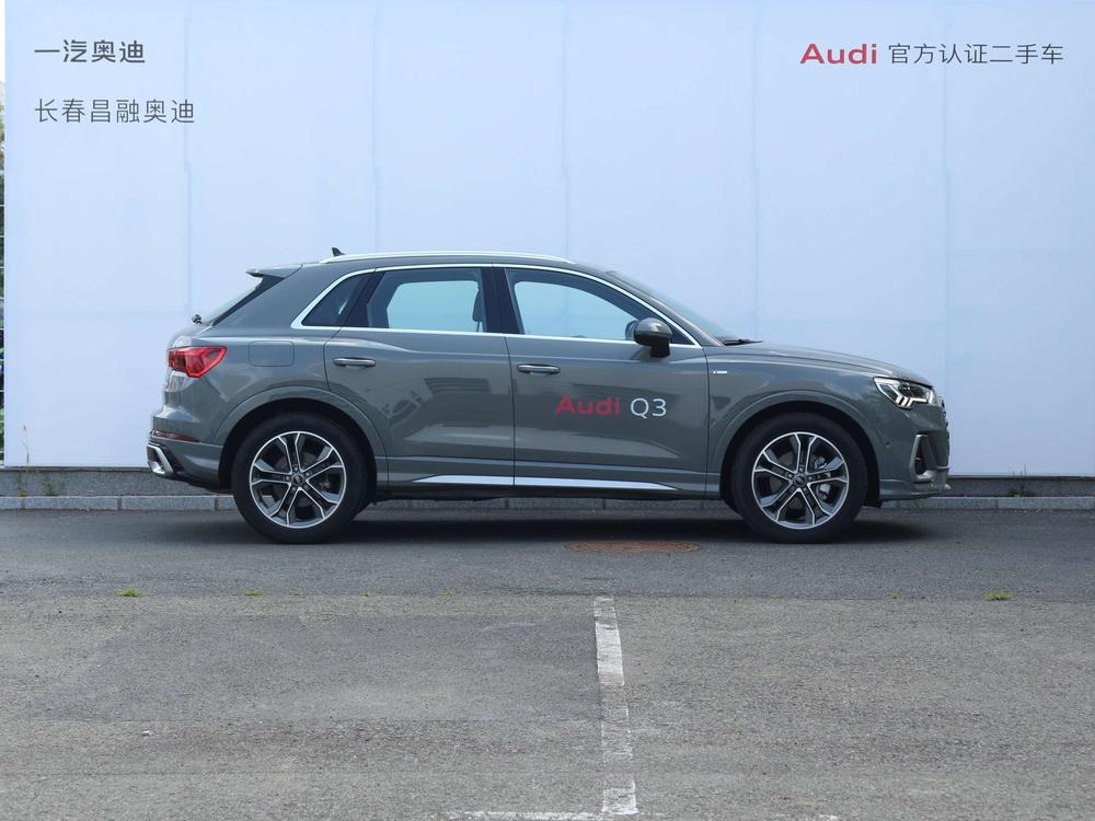 Audi Q3 2025 immagine di auto #5