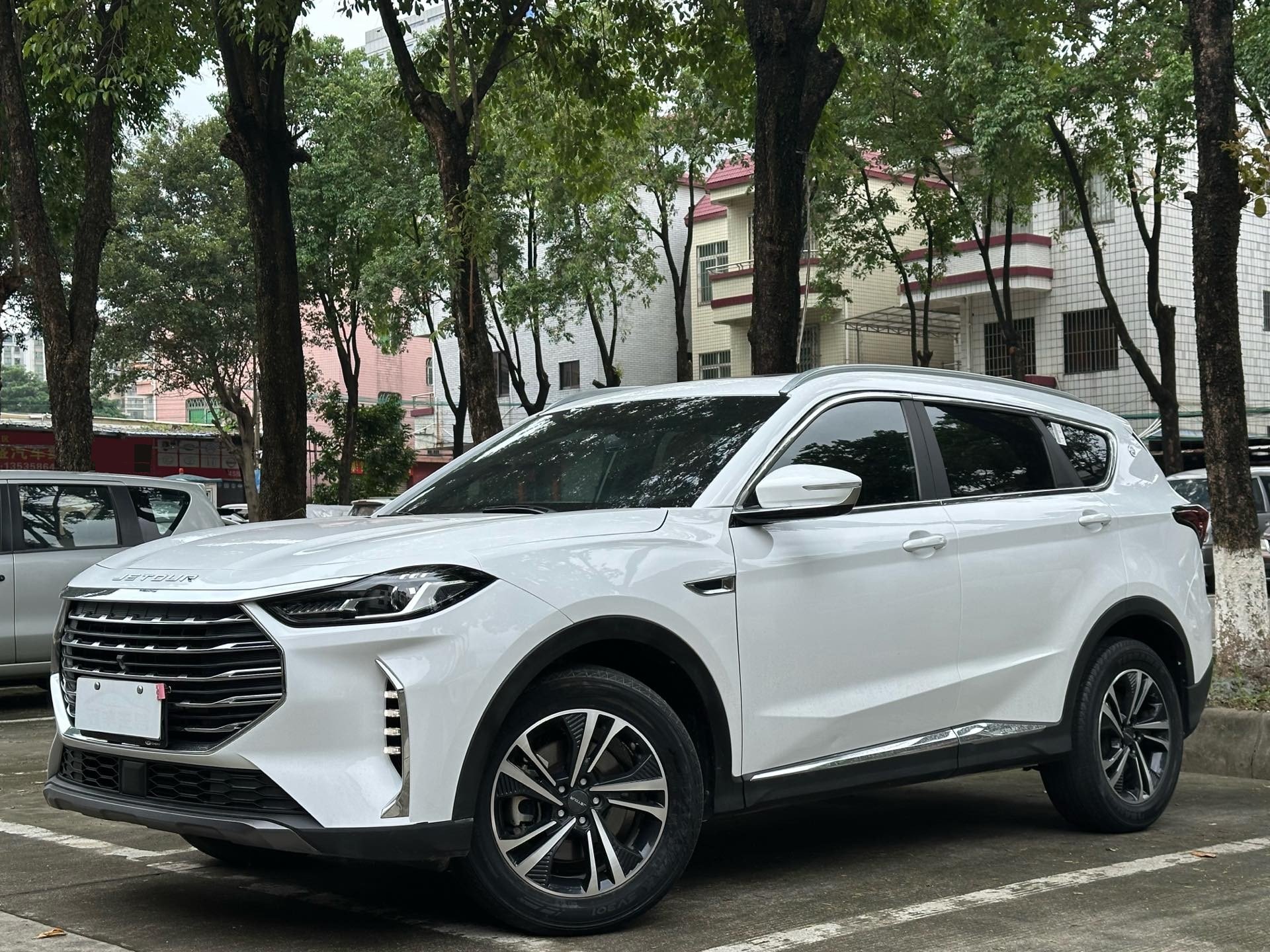 Jetour X70 PLUS 2022 car image 