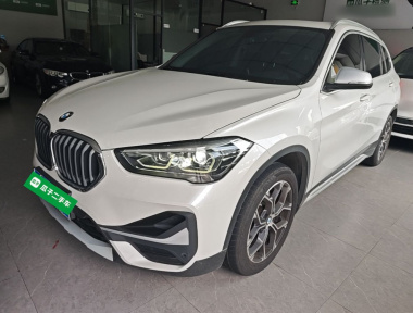 BMW X1 2022 BMW X1 2022 car image