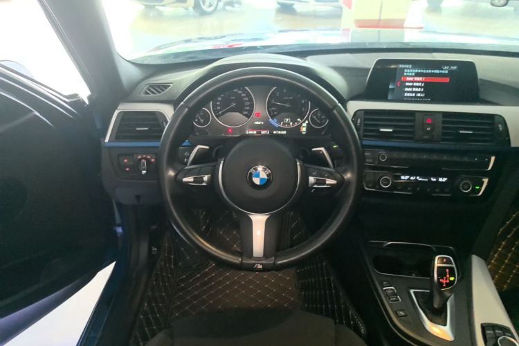 BMW 3 Series 2018 #11 BMW 3 Series 2018 car image #11