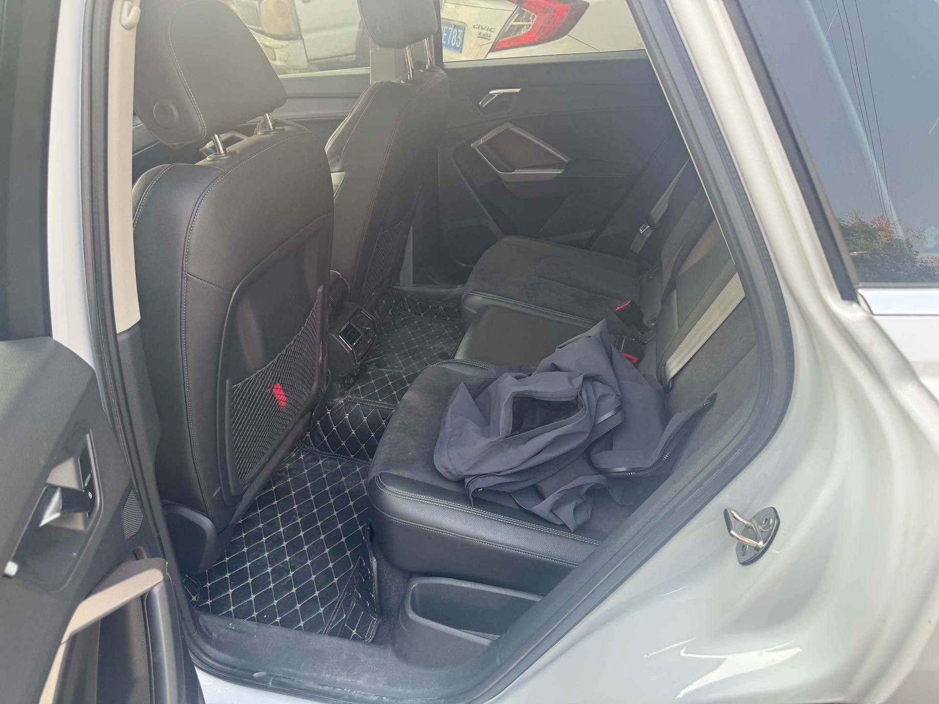 2020 imagen de coche #7