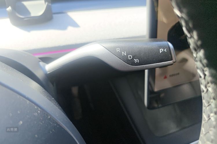 Tesla Model Y 2023 #16 Tesla Model Y 2023 immagine di auto #16
