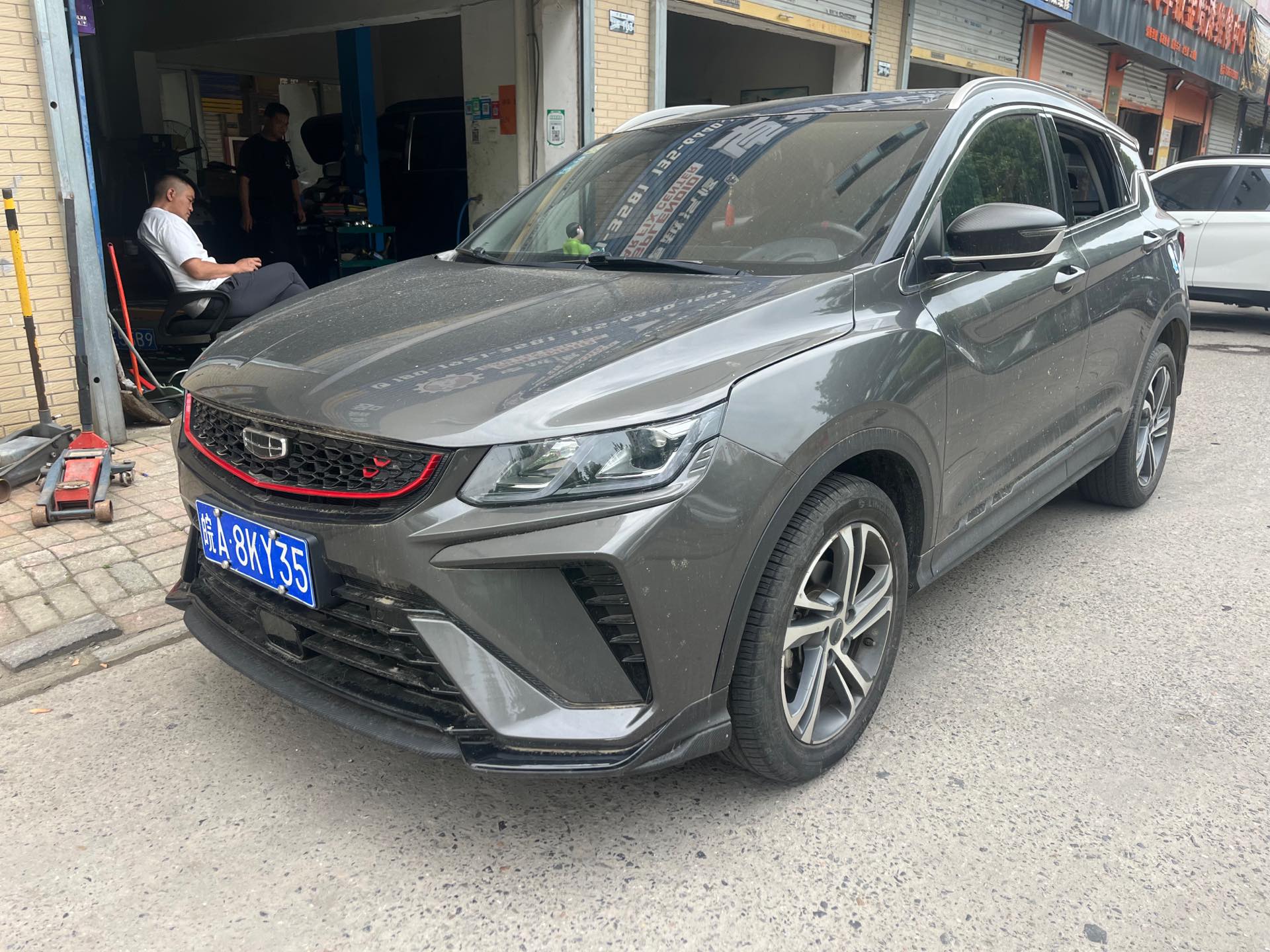 GEELY Coolray 2021 immagine di auto 