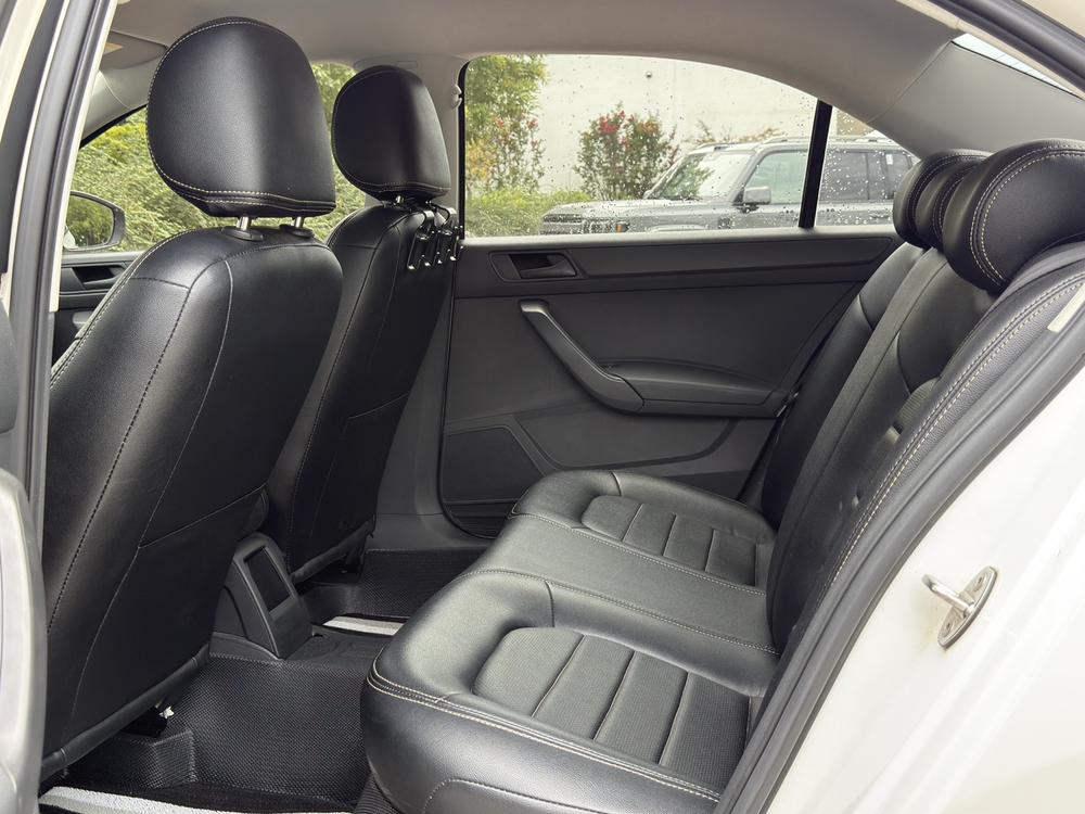 Volkswagen Santana 2017 #14 Volkswagen Santana 2017 car image #14