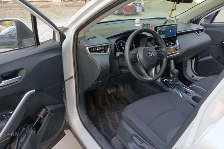 Toyota Corolla Cross 2023 immagine di auto #18