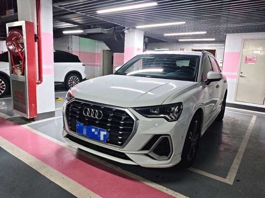 Audi Q3 2022 Audi Q3 2022 car image