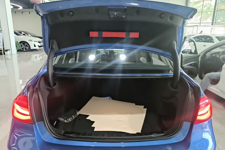 BMW 3 Series 2017 #19 BMW 3 Series 2017 car image #19