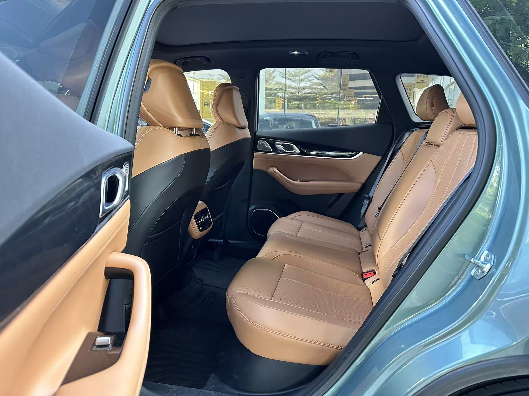 GEELY Boyue L 2025 #4 GEELY Boyue L 2025 immagine di auto #4