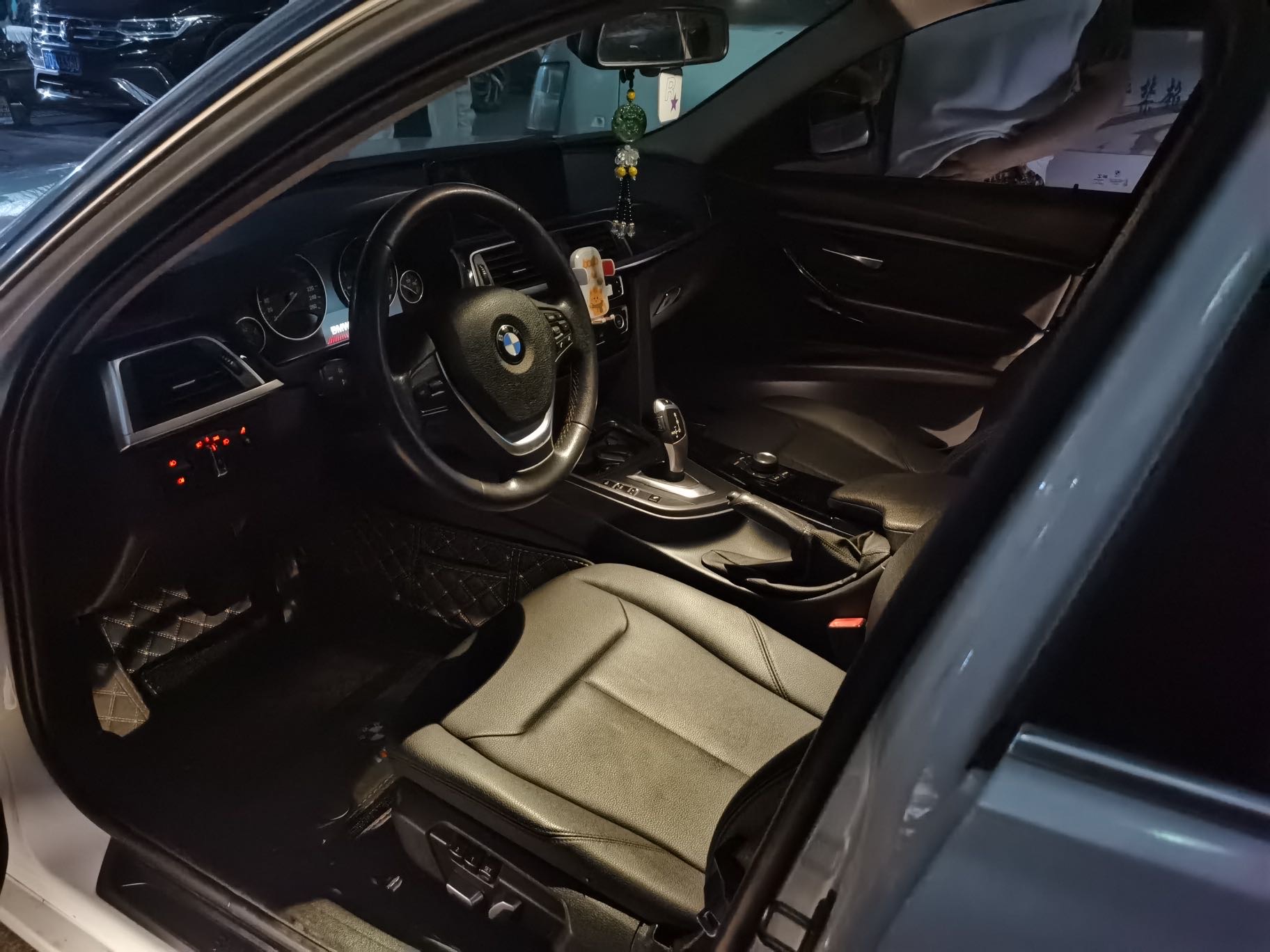 BMW 3 Series 2017 #6 BMW 3 Series 2017 car image #6