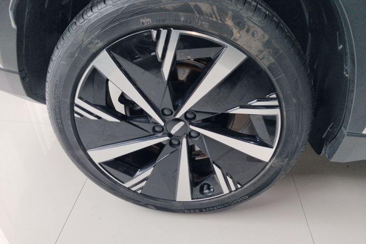 GEELY Boyue L 2023 imagem de carro #10