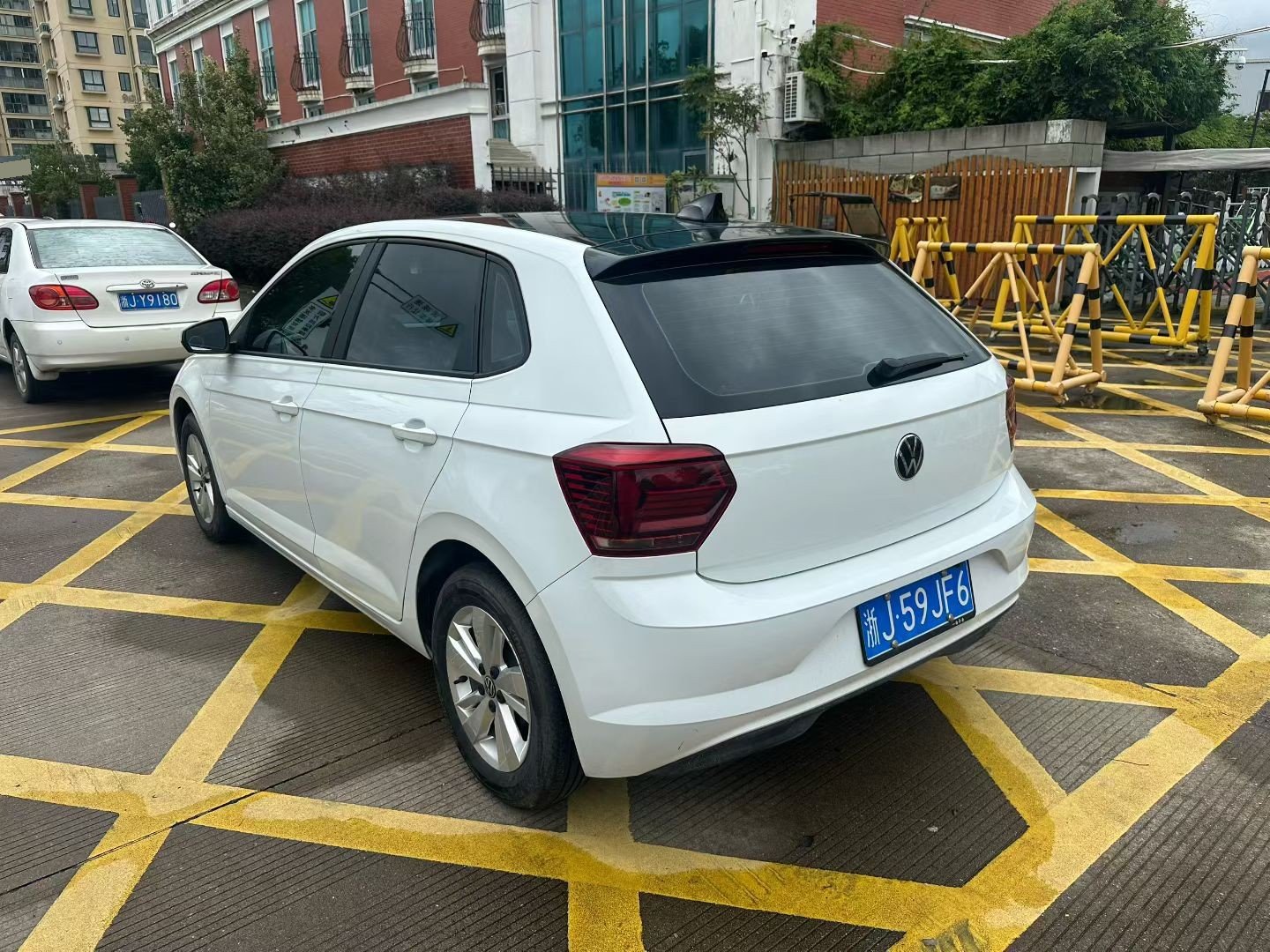 Volkswagen Polo 2024 car image #6