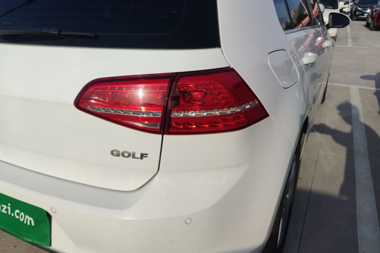 Volkswagen Golf 2016 car image #8