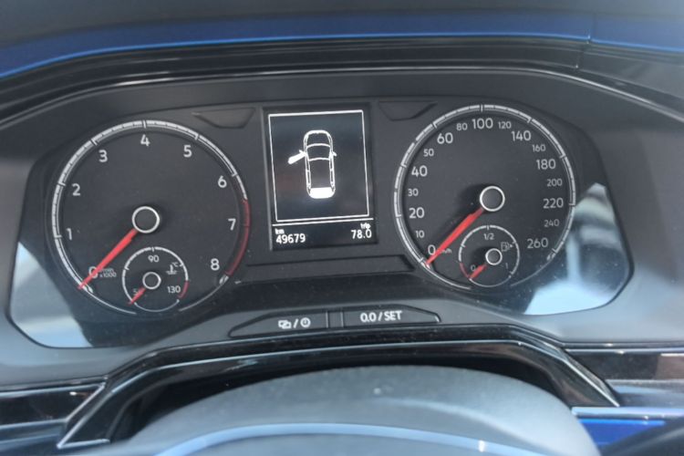 Volkswagen Polo 2019 car image #12