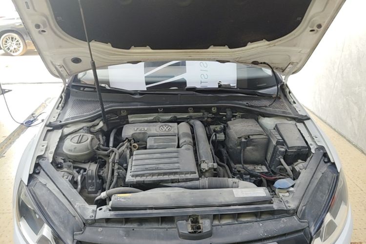 Volkswagen Golf 2016 car image #20
