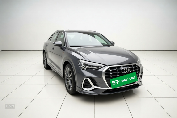 Audi Q3 2022 car image #4