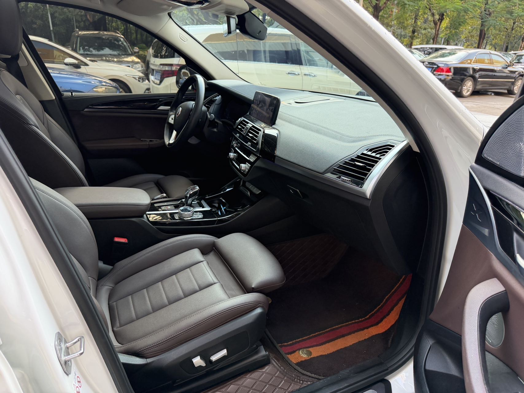BMW iX3 2021 изображение автомобиля #8