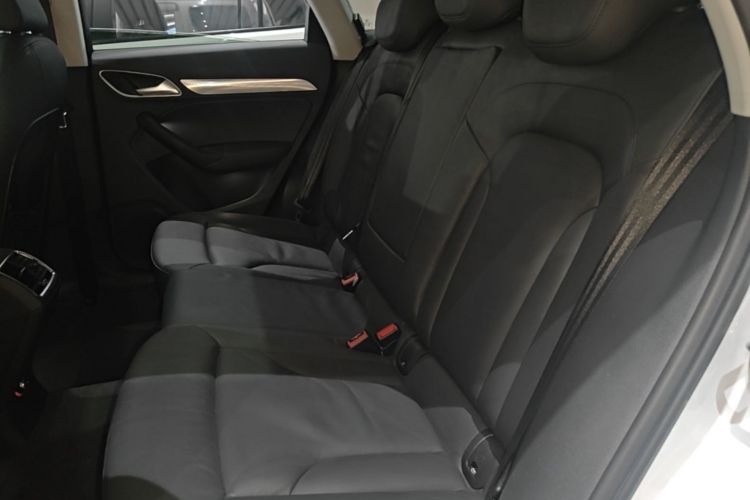 Audi Q3 2016 #17 Audi Q3 2016 car image #17