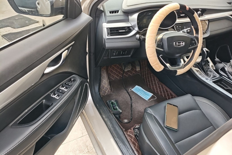 GEELY Emgrand 2020 #16 GEELY Emgrand 2020 car image #16