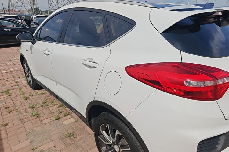 GEELY Emgrand GS 2019 #5 GEELY Emgrand GS 2019 car image #5