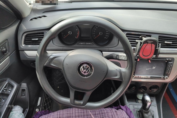 Volkswagen Lavida 2017 car image #12